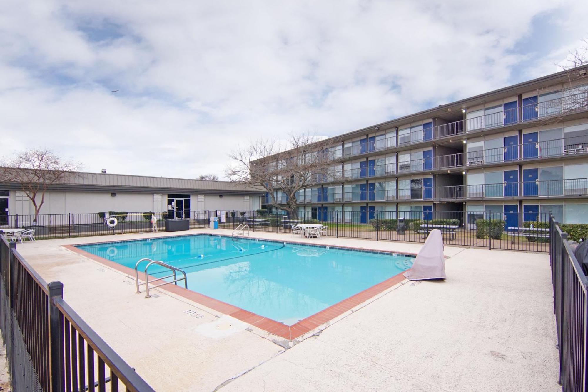 Motel 6 Mesquite, Tx Town East Kültér fotó